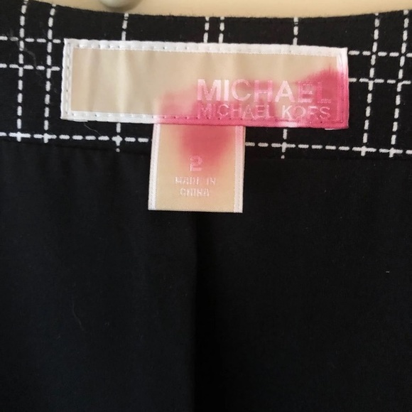 Dress - Picture 3 of 5